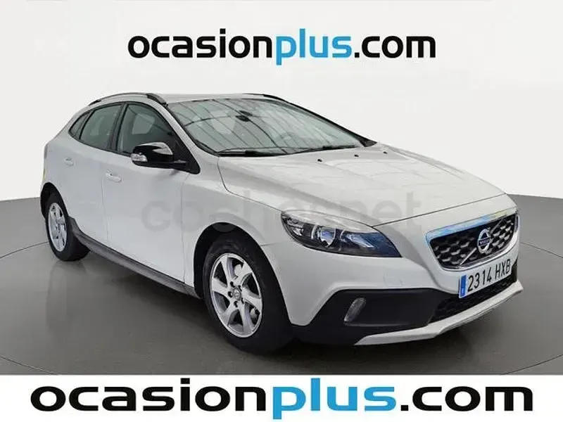 Usado Volvo V40 CC Kinetic 115 CV (84 kW) 2014 Blanco Familiar