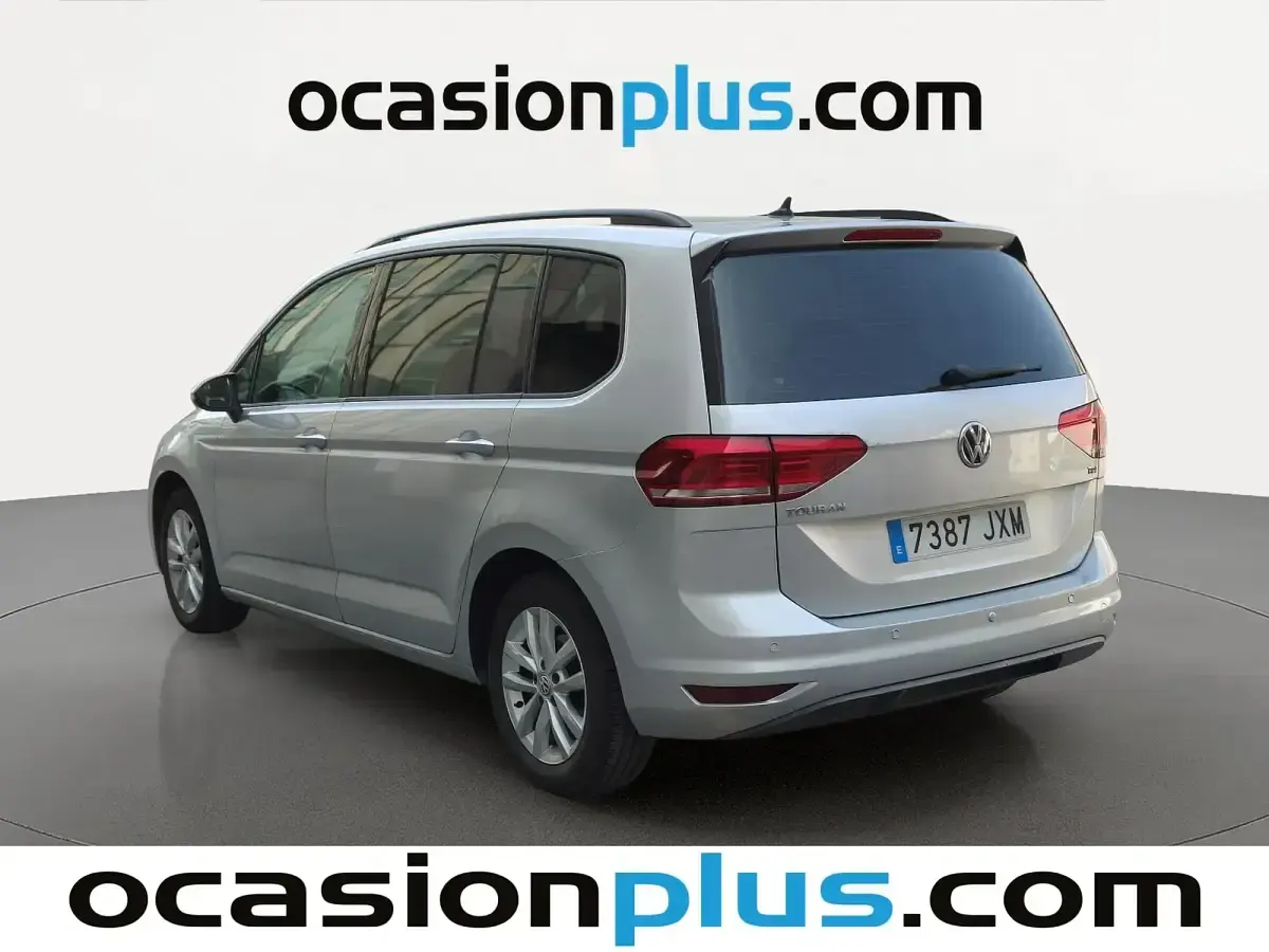 Usado VW Touran Edition 115 CV (84 kW) 2017 Gris Monovolumen