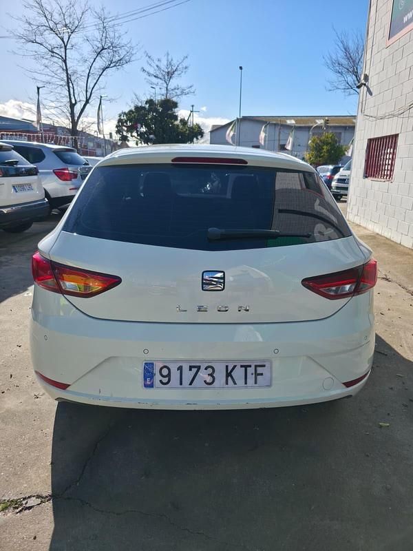 Usado Seat Leon 116 CV (85 kW) 2019 Blanco Utilitario