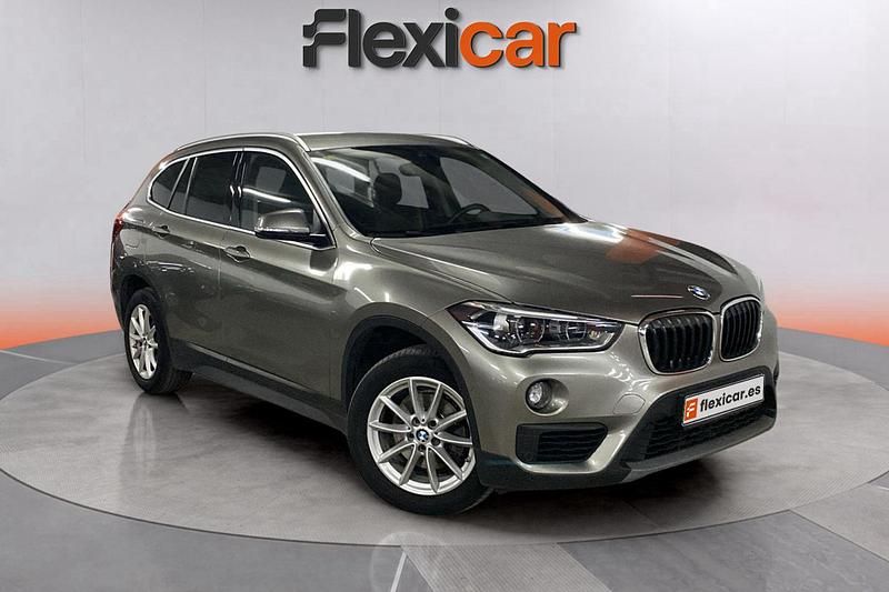 Gris Usado 2018 BMW X1 SUV | 16.970 € (Buen precio) - Imagen 1/4