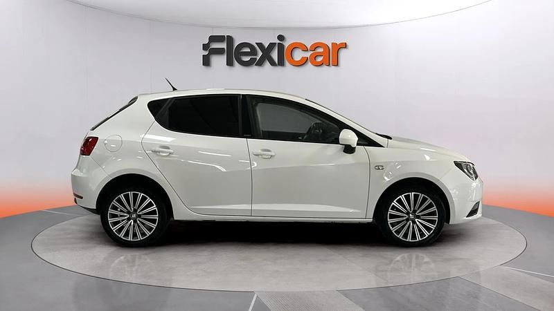 Usado Seat Ibiza Reference 90 CV (66 kW) 2016 Blanco Utilitario