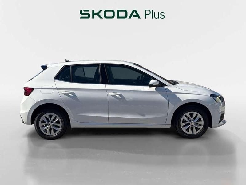 Usado Skoda Fabia Ambition 95 CV (69 kW) 2023 Utilitario