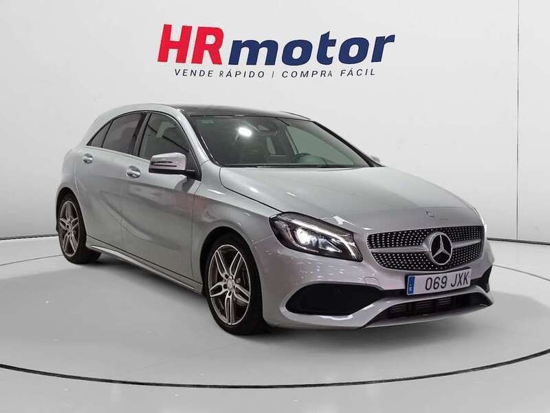 Gris Usado 2017 Mercedes A200 AMG line Utilitario | 22.150 € - Imagen 1/4