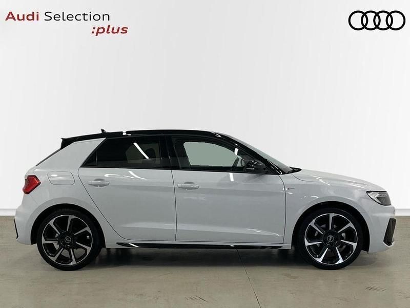 Usado Audi A1 Black Edition 116 CV (85 kW) 2025 Blanco SUV