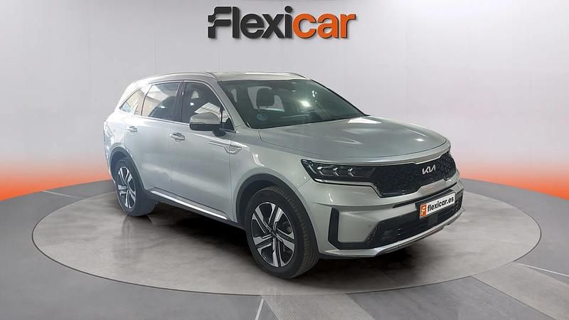 Usado Kia Sorento 232 CV (170 kW) 2023 Gris SUV