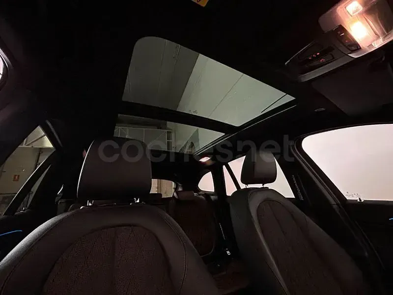Usado BMW X1 Comfort Edition 220 CV (161 kW) 2021 Blanco SUV