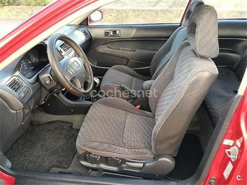Usado Honda Civic S 90 CV (66 kW) 2001 Rojo Berlina