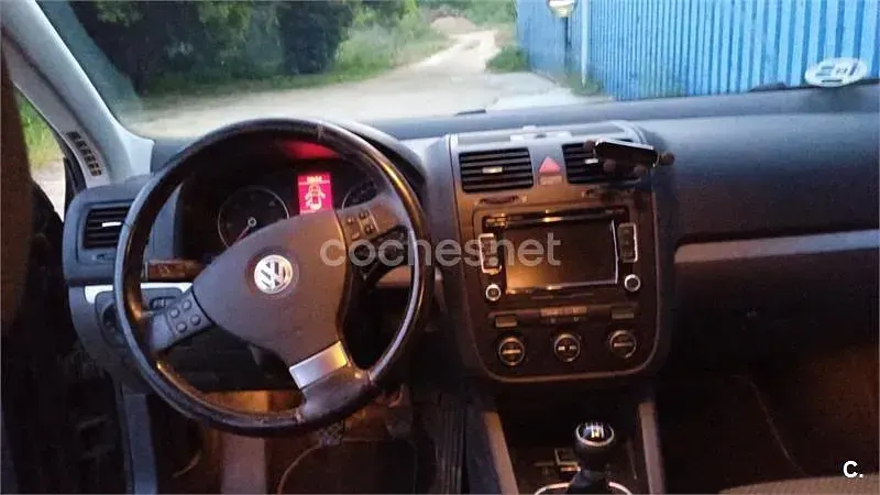 Usado VW Golf VI Highline 140 CV (102 kW) 2009 Negro Utilitario
