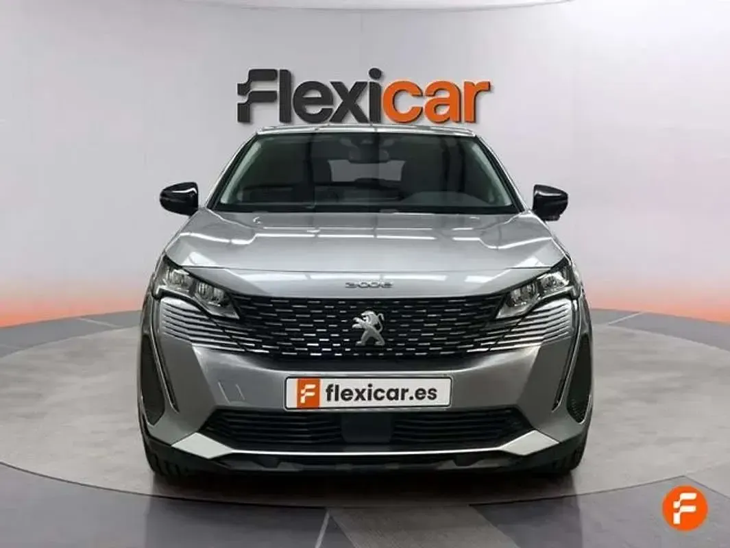 Usado Peugeot 3008 Active 131 CV (96 kW) 2021 Gris SUV