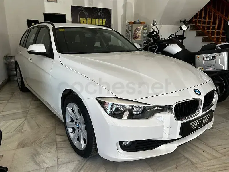 Usado BMW 316 Comfort Edition 136 CV (100 kW) 2014 Blanco Familiar