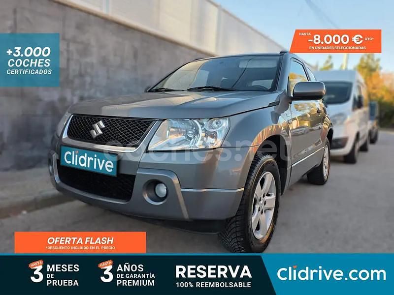 Gris / plata Usado 2006 Suzuki Grand Vitara SUV | 7990 € (Buen precio) - Imagen 1/3
