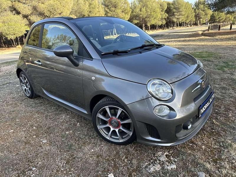 Usado Abarth 500C 140 CV (102 kW) 2011 Gris Descapotable
