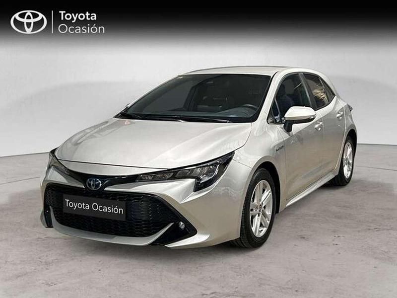 Usado Toyota Corolla Active 122 CV (89 kW) 2021 Plateado Berlina