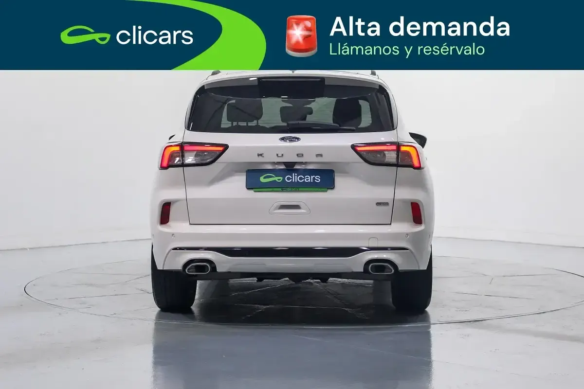 Usado Ford Kuga ST-Line 225 CV (165 kW) 2021 Blanco SUV