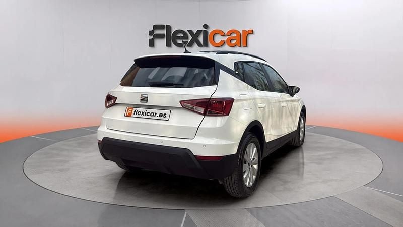 Usado Seat Arona Style 115 HP (84 kW) 2025 Branco SUV