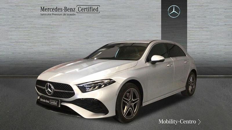 Iridiumsilver, metallic paint Usado 2024 Mercedes A250 AMG line Utilitario | 36.900 € (Precio justo) - Imagen 1/4