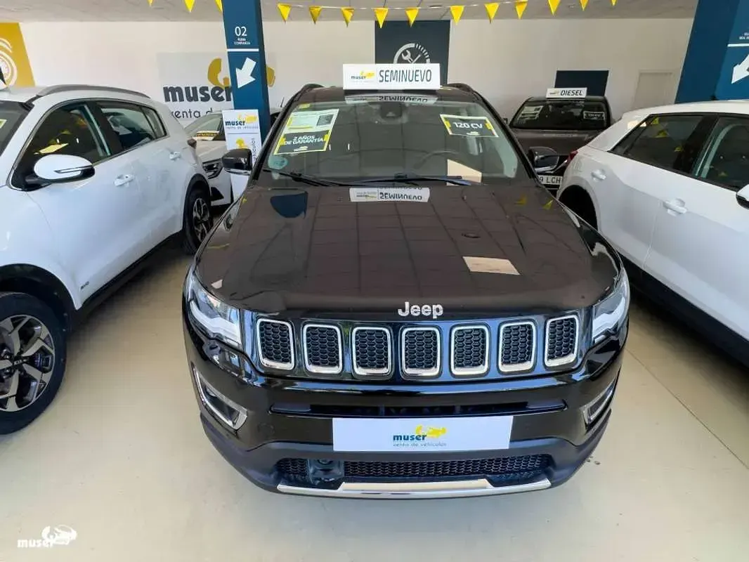 Usado Jeep Compass Limited 120 CV (88 kW) 2020 Negro SUV