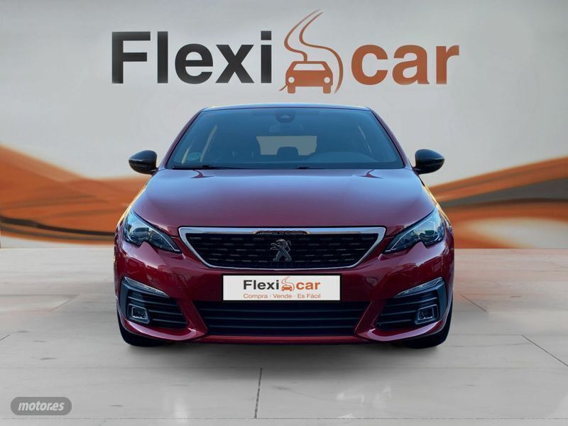 Usado Peugeot 308 GT-line 131 CV (96 kW) 2018 Rojo Utilitario