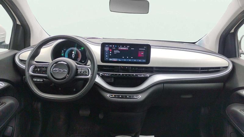 Usado Fiat 500e Icon 86 kW (118 CV) 2022 Blanco Berlina