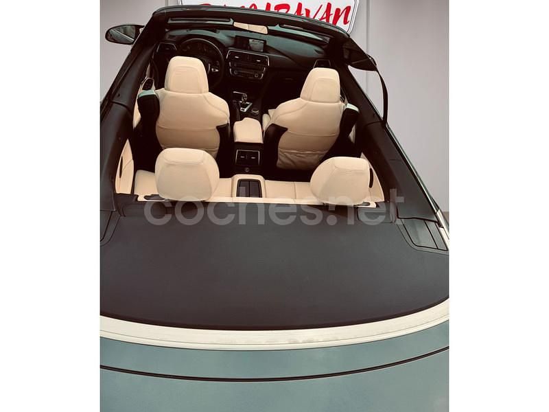 Usado BMW M4 Cabriolet Comfort Edition 431 CV (317 kW) 2018 Gris / plata Descapotable