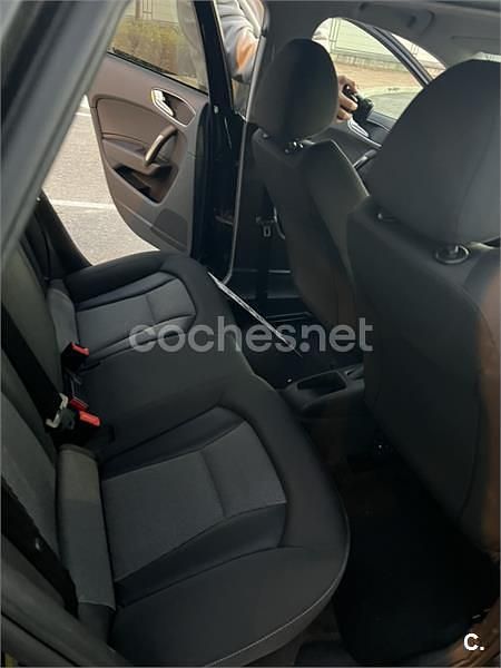 Negro Usado 2013 Audi A1 Sportback Ambition Utilitario | 9800 € (Super precio) - Imagen 1/1