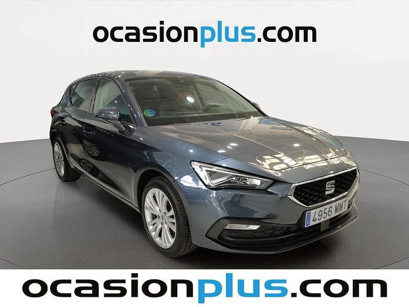 Używany Seat Leon Style 150 KM (110 kW) 2024 Szary Hatchback
