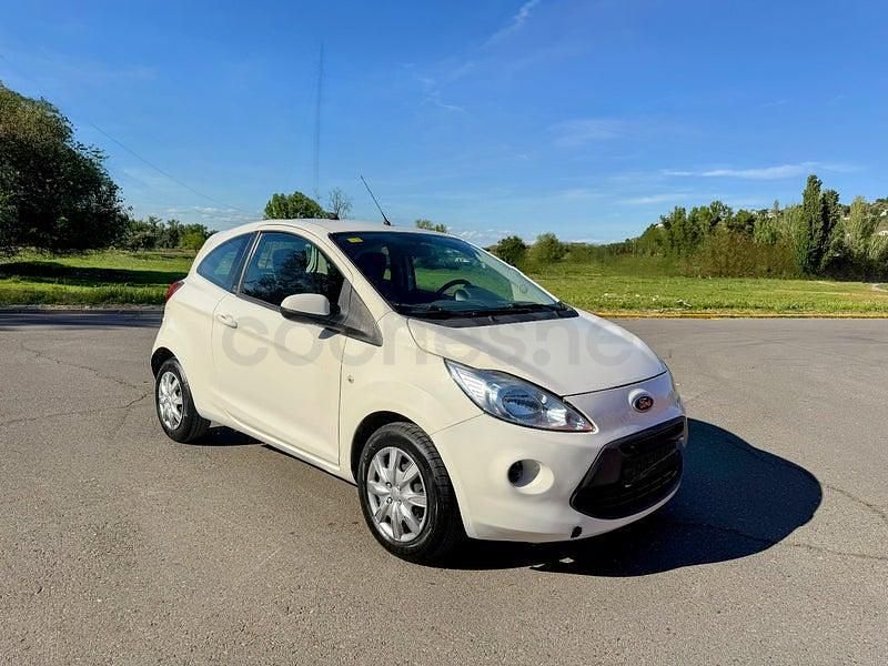 Usado Ford Ka 69 CV (50 kW) 2013 Blanco Utilitario