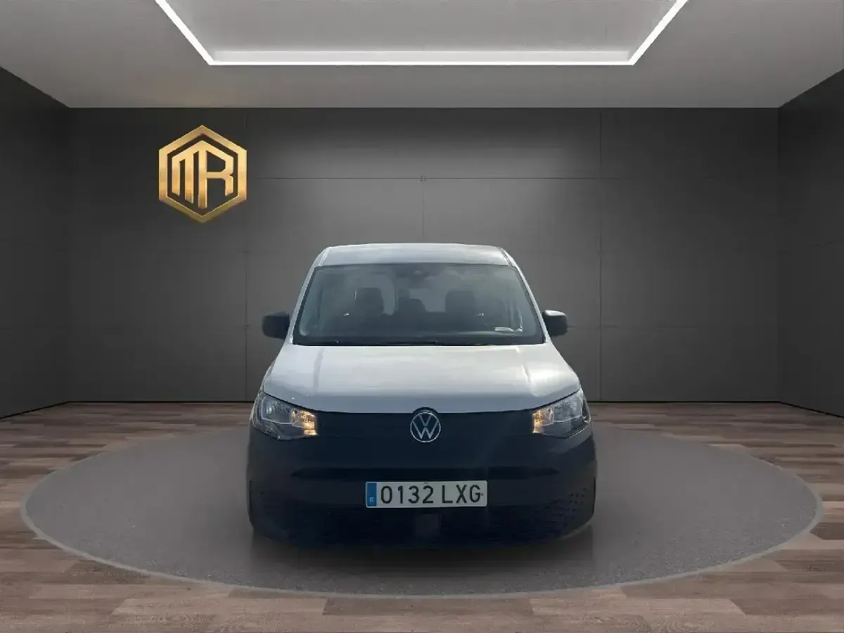 Usado VW Caddy 102 CV (75 kW) 2022 Blanco Monovolumen