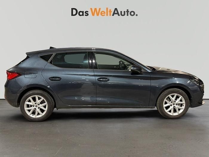 Usado Seat Leon Style 110 CV (80 kW) 2024 Gris