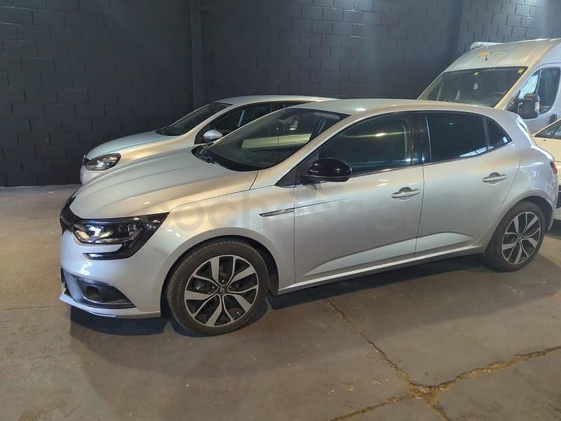 Usado Renault Mégane IV LIMITED 100 CV (73 kW) 2018 Beige Berlina