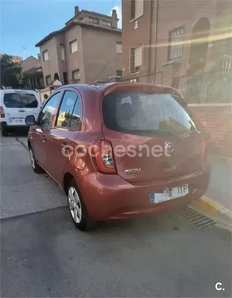 Usado Nissan Micra Visia 80 CV (58 kW) 2017 Granate Utilitario