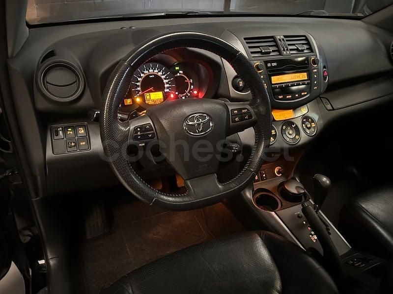 Usado Toyota RAV4 Executive 150 CV (110 kW) 2010 Negro SUV