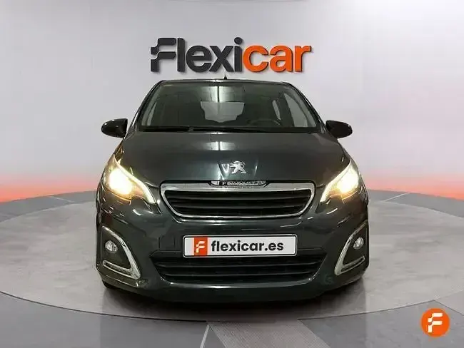 Usado Peugeot 108 Active 72 CV (52 kW) 2018 Azul