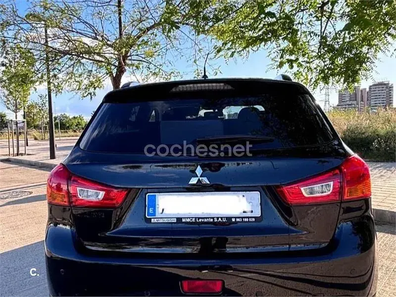 Usado Mitsubishi ASX Motion 117 CV (86 kW) 2013 Negro SUV