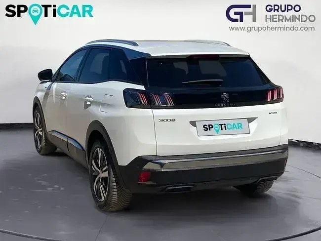 Usado Peugeot 3008 Allure 225 CV (165 kW) 2021 Blanco SUV