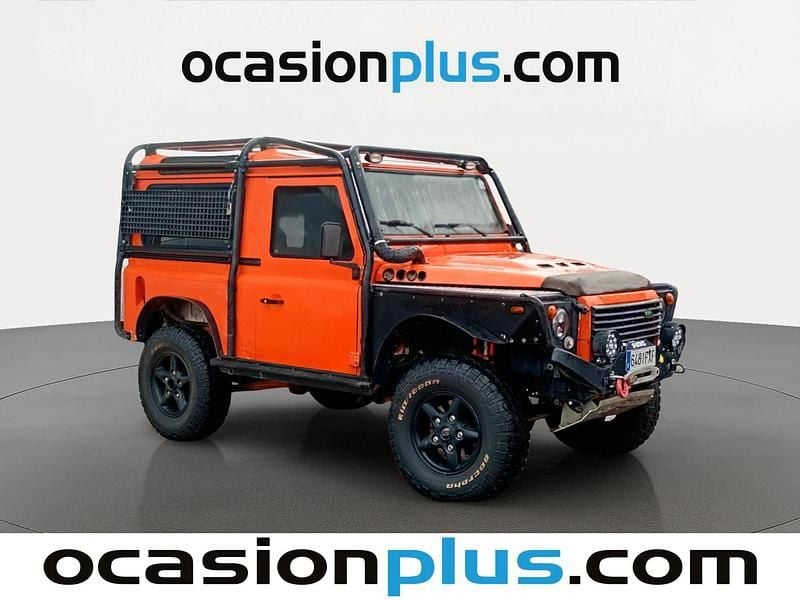 Usado Land Rover Defender 122 CV (89 kW) 2007 Naranja Familiar