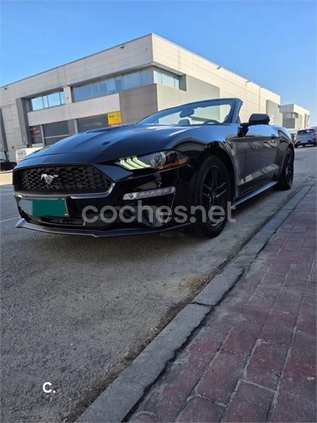 Negro Usado 2018 Ford Mustang Coupe | 31.990 € (Un poco caro) - Imagen 1/4