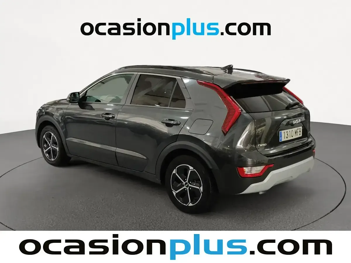 Begagnad Kia Niro 183 HK (134 kW) 2023 Grå SUV