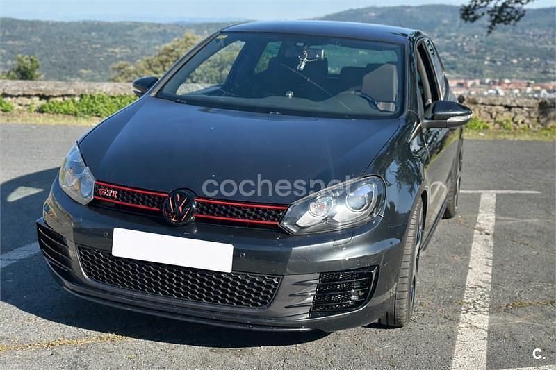 Usado VW Golf VI GTI 210 CV (154 kW) 2010 Gris / plata Utilitario