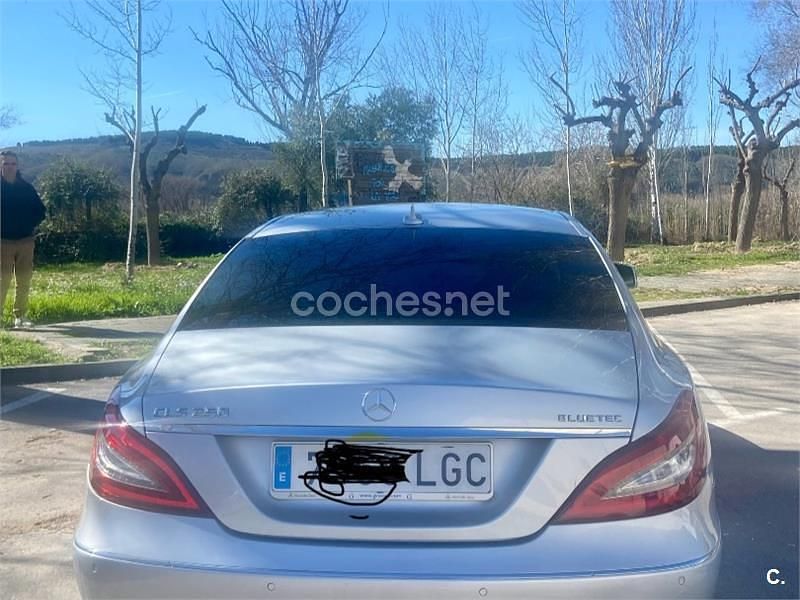 Usado Mercedes CLS250 204 CV (150 kW) 2015 Gris / plata Berlina