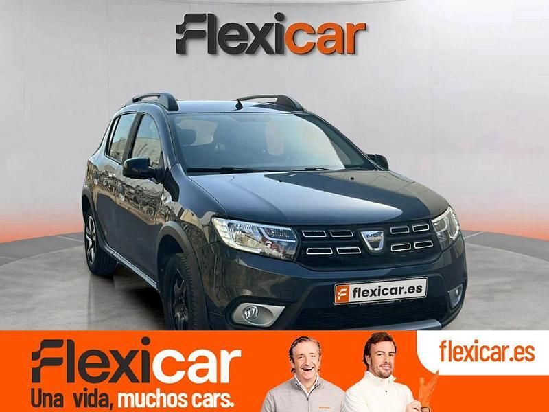 Gris Usado 2020 Dacia Sandero Comfort Utilitario | 13.990 € (Caro) - Imagen 1/4
