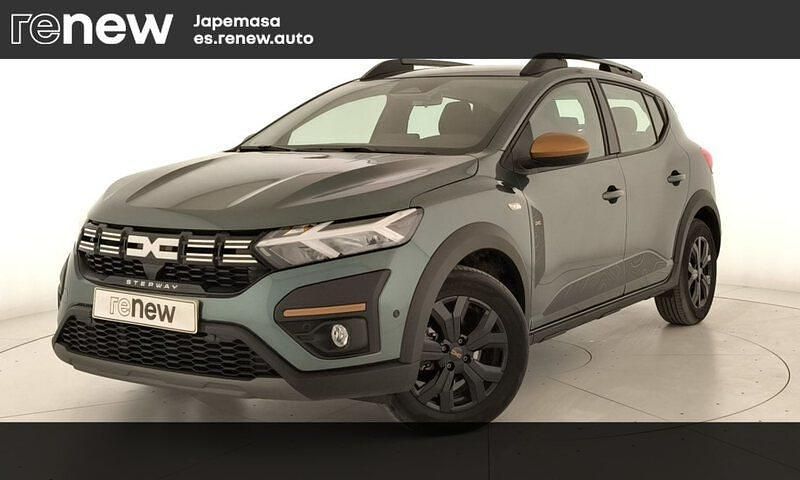 Usado Dacia Sandero Extreme 100 CV (73 kW) 2025 Verde Berlina