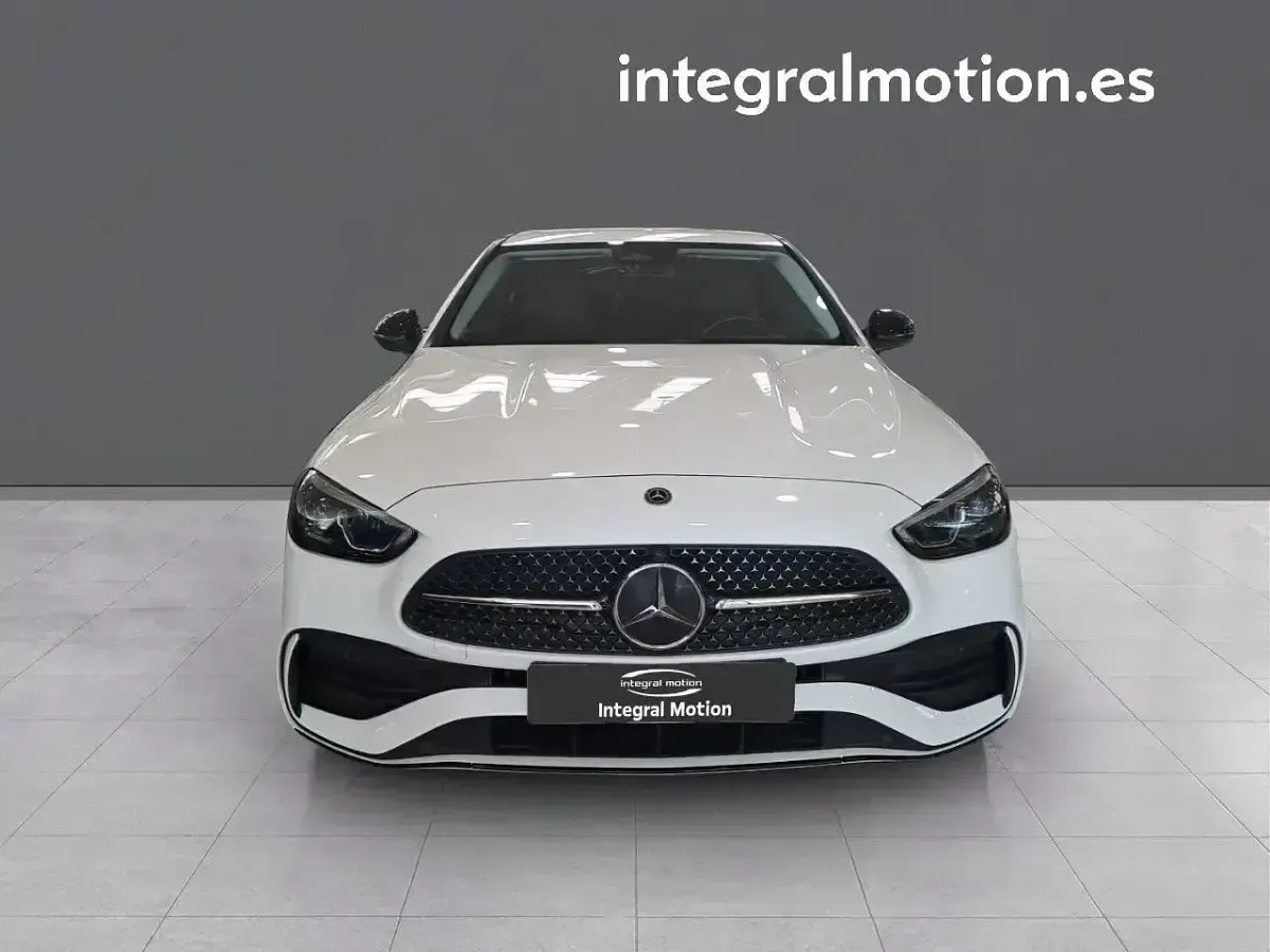 Usado Mercedes C200 163 CV (119 kW) 2023 Blanco Berlina