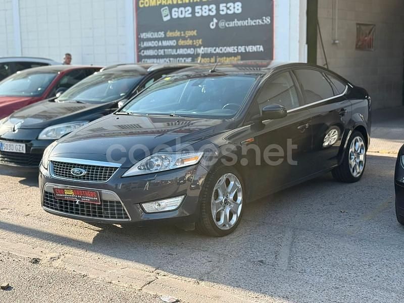 Usado Ford Mondeo Titanium 140 CV (102 kW) 2008 Azul Berlina