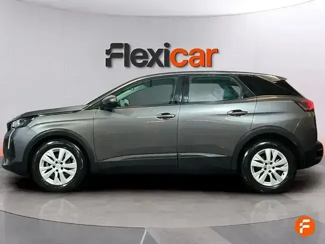 Usado Peugeot 3008 Active 130 CV (95 kW) 2021 Gris SUV
