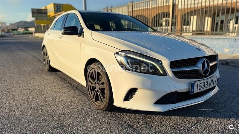 Usado Mercedes A180 109 CV (80 kW) 2018 Blanco Berlina