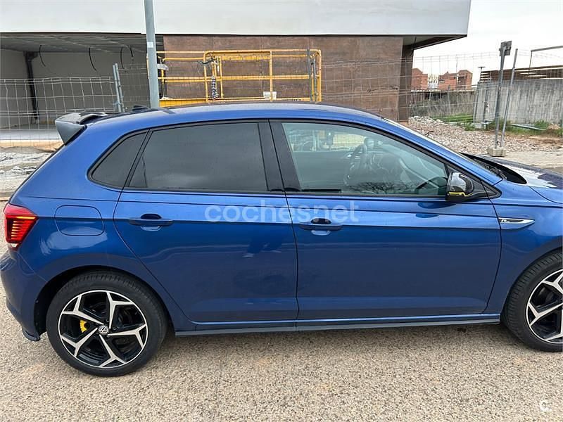 Usado VW Polo Sportline 115 CV (84 kW) 2018 Azul Utilitario