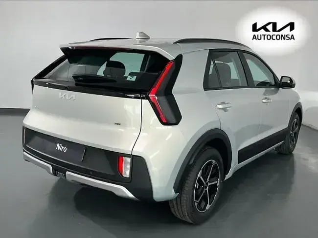 Nuevo Kia Niro 138 CV (101 kW) 2027 Gris SUV