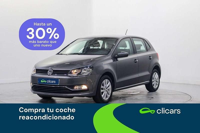 Usado VW Polo Advance 90 CV (66 kW) 2016 Gris Utilitario