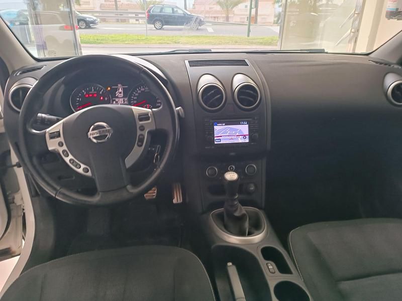 Usado Nissan Qashqai Premium Edition 110 CV (80 kW) 2013 Blanco SUV